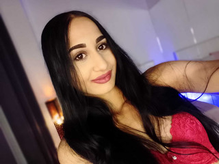 I know exactly what you need tonight… 💋