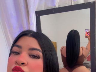 to my room? 🔥🍑❤️