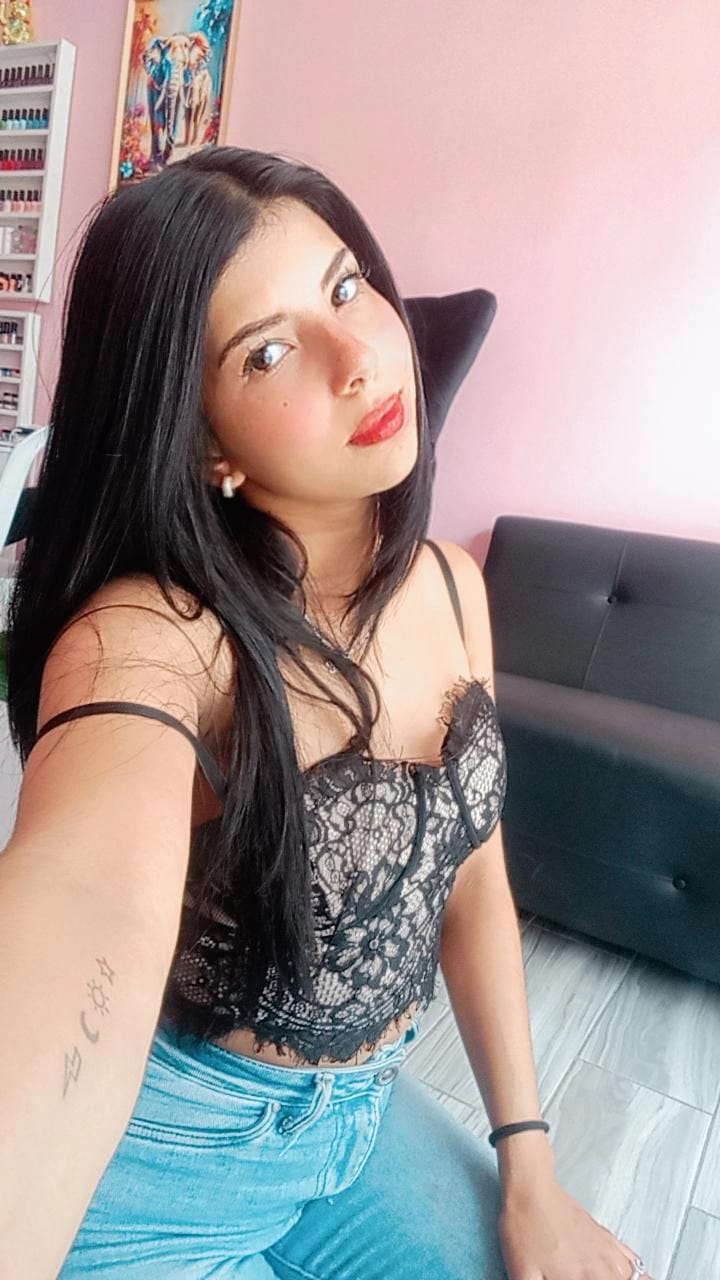 jade-Z03 hey I'm jade ☺️ image: 1