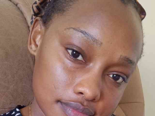 Prettyebony-1
