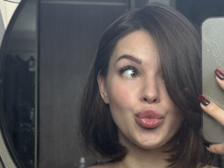 Kissss