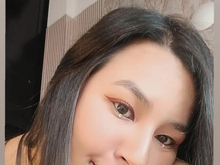 MUAHH