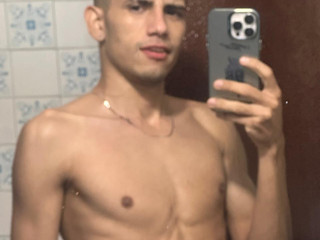 Sensuality that does not a*****rmission