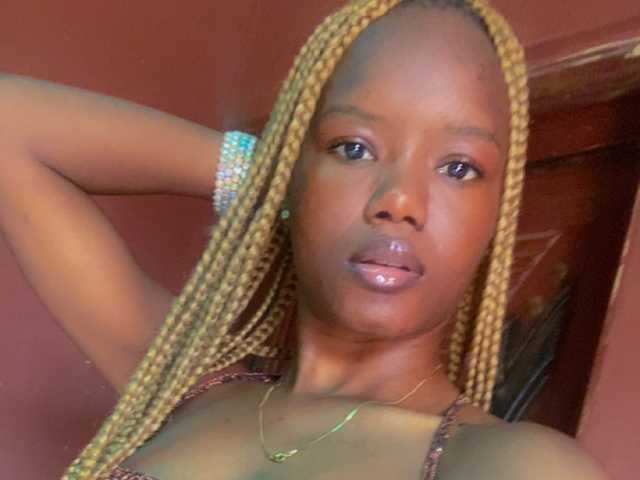 SexyNikia
