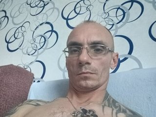 Вебкам-модель MOZETPERESPIM4003081