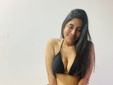 emily118 — LIVE on BongaCams