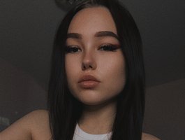 Roni-muse Live Chat on BongaCams