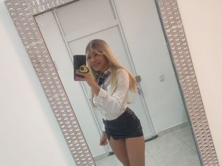 Live трансляция kattynderic - hotxchat.com