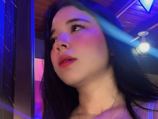 Happy Sunday Guys!!