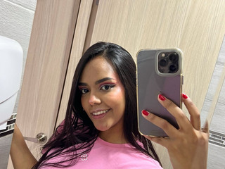 Tempt me a little 😘