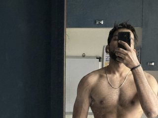 Вебкам-модель beardedbulge