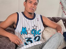 MORENOARDIENTE74 Live Webcam on BongaCams