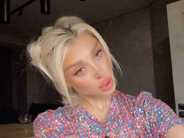 BlondyLi