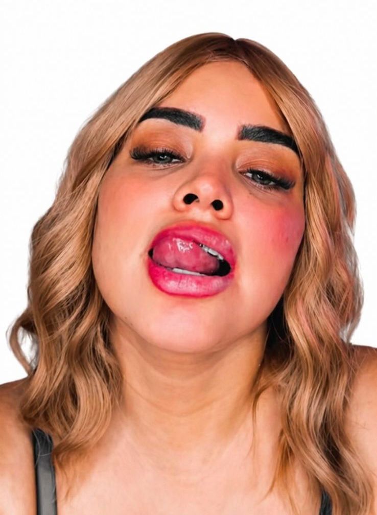 ZoeRey7 IG zoe_rey7 image: 1