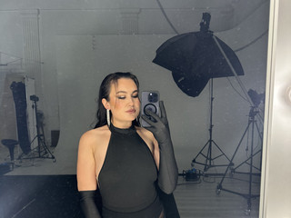 Lady black
