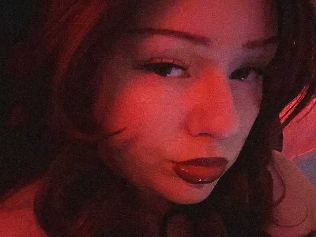 Onlygirlintheworld