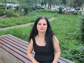 Nikol19721