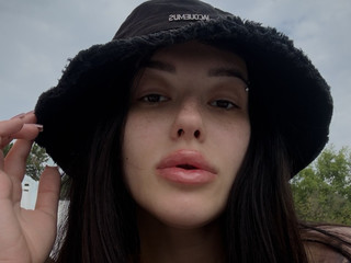 mmm)