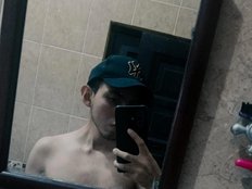 Yless13 Live Webcam on BongaCams