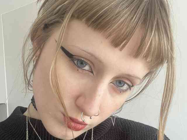 LaraWetDream