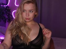 LisaLove4 Live Webcam on BongaCams
