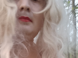 Photo in character