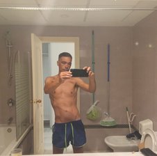 Tony8282