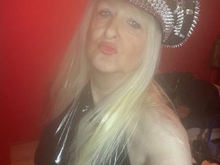 Live трансляция BlondMilfTascha - Runet.cam