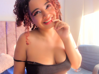 the sexiest girl, naughty and smiling hehe🌸💋