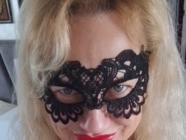 Watch  KissMiSveet1234 live on BongaCams