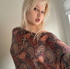 Blonde-mur