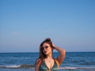 Salt on My Skin 🌊