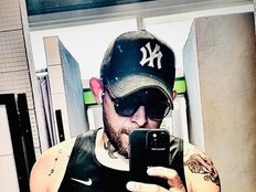 Engagment-1 Live Webcam on BongaCams