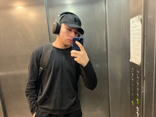 Albert77710