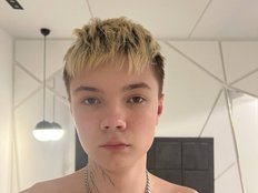 MaxTon Live Webcam on BongaCams
