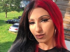 SmarandaStirbu Live Webcam on BongaCams