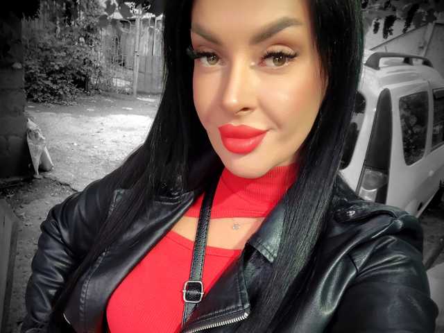 MiaKiss