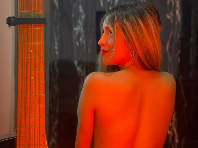 IsabelaBigAsss