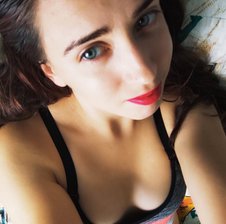 EmilyHot
