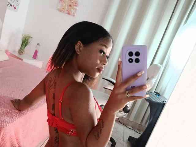 kiara-ebony