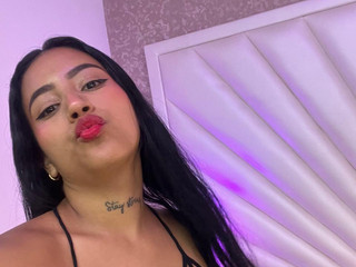 kisses my love