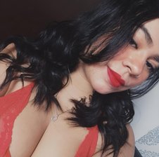 Emely18