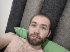 Meej1996 Live Webcam on BongaCams