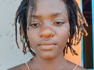 Mamaapussy001