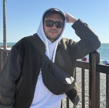 RocknRolla8
