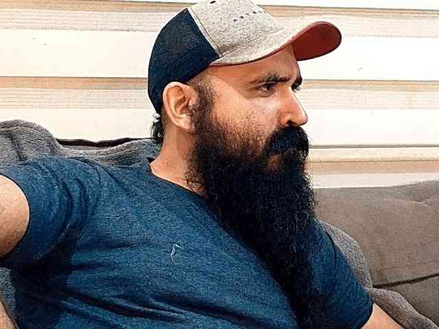 Bearded-Smoker
