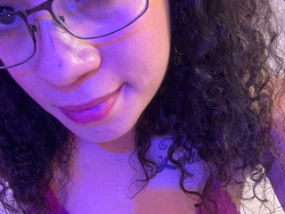 This Curvy Beauty Misses You 💕