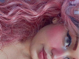 Today I want to be your favorite distraction