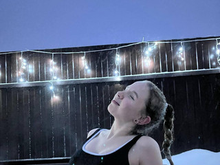 hot Ida in the water
