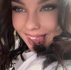 JustNessa